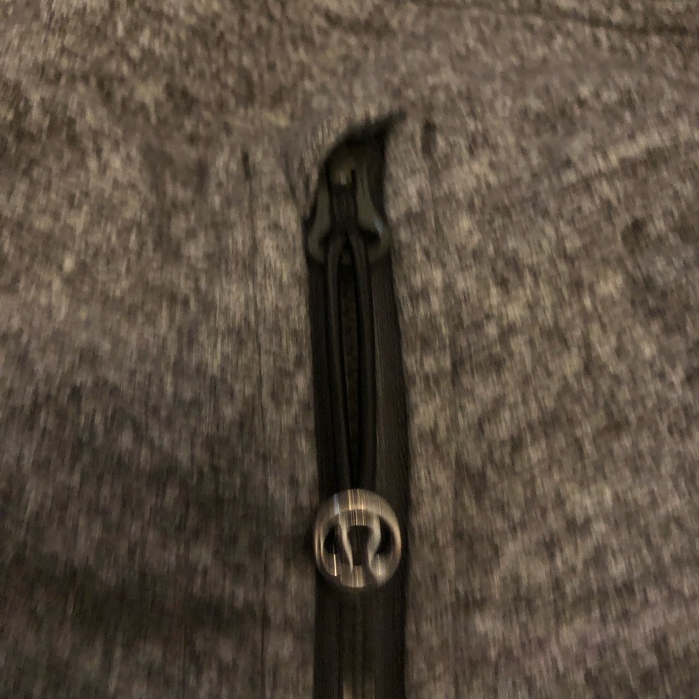 Lululemon Grey Jacket Size 8 EUC - Picture 2 of 6